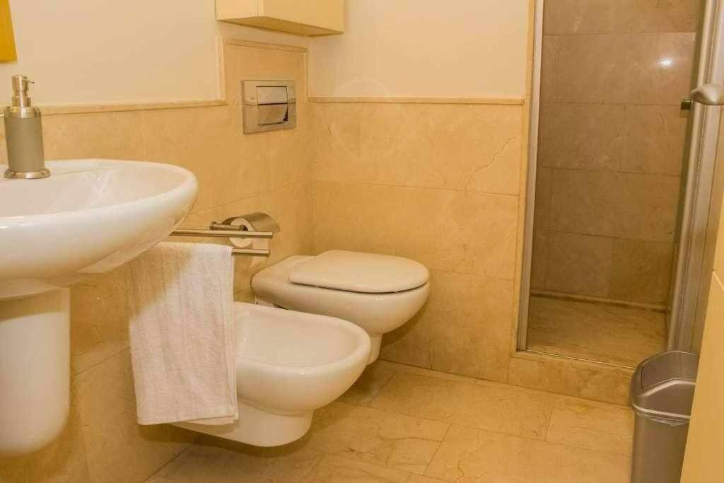 Casa Con Piscina Junto Catedral De Sevilla Exterior foto
