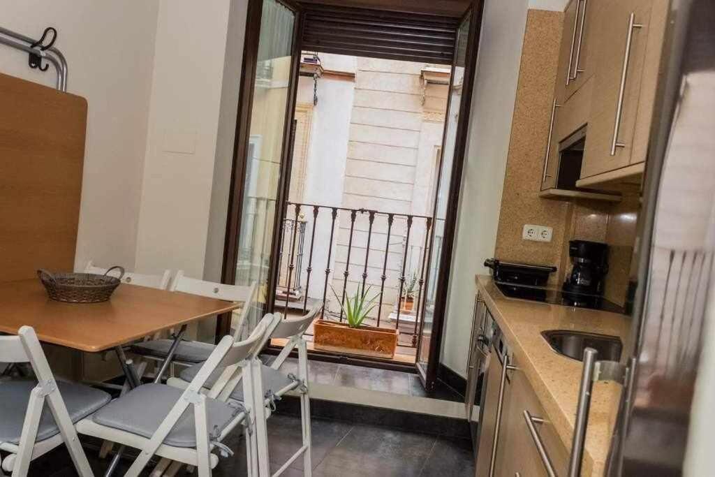 Casa Con Piscina Junto Catedral De Sevilla Exterior foto
